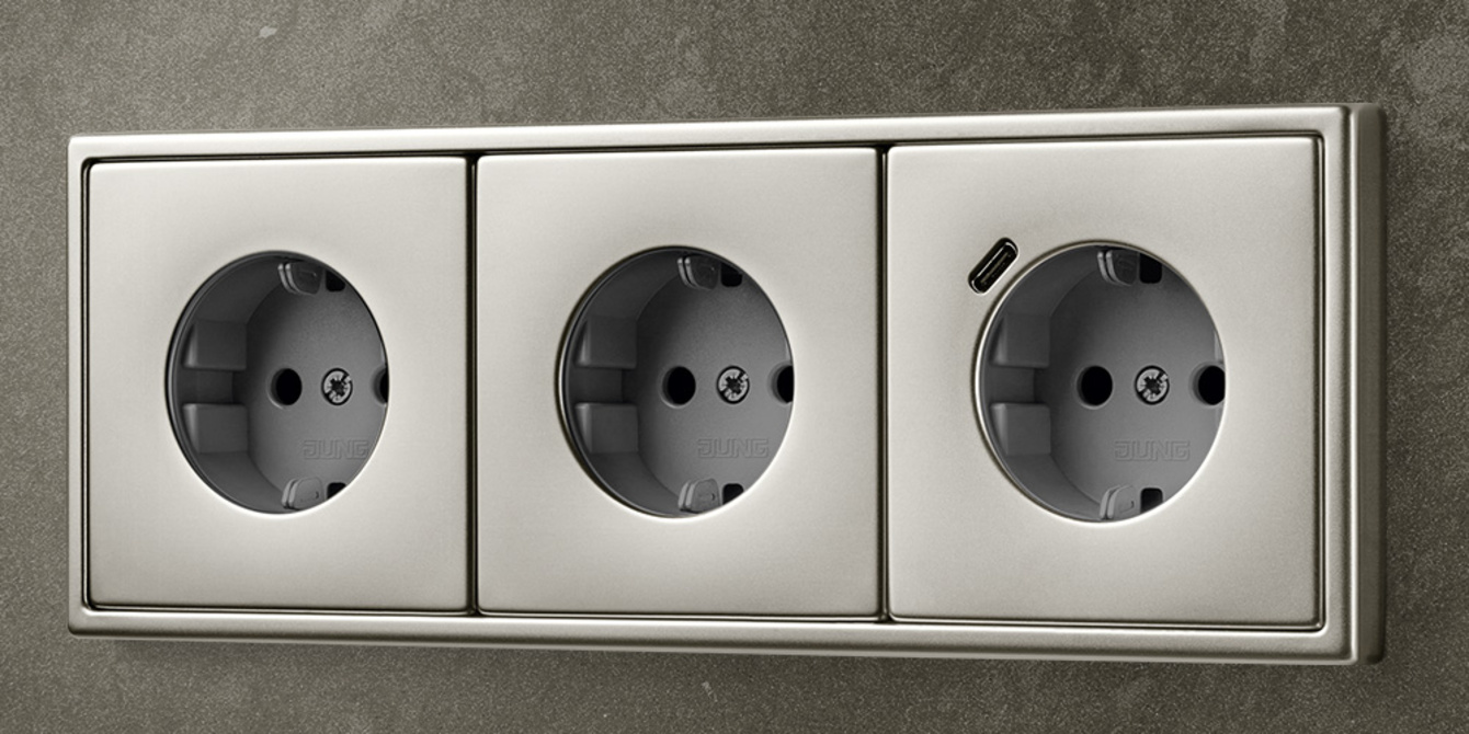 SCHUKO® Steckdosen mit USB bei Merz GmbH in Erlangen
