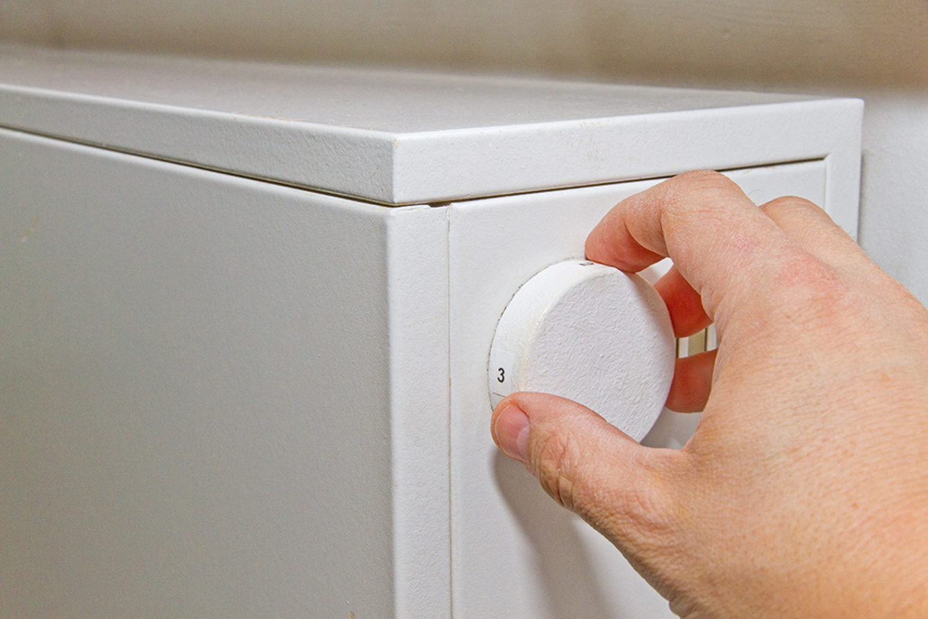 Nacht&shy;speicher&shy;heizung bei Merz GmbH in Erlangen