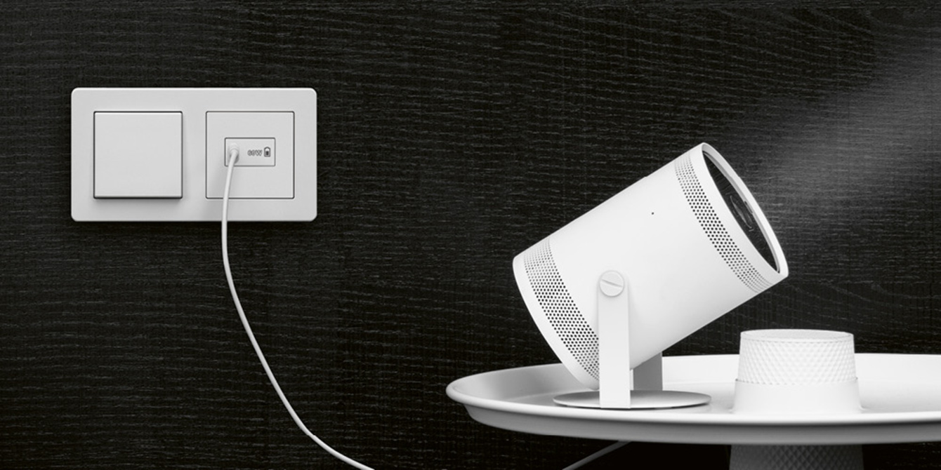 Ladegerät USB PD 60 bei Merz GmbH in Erlangen