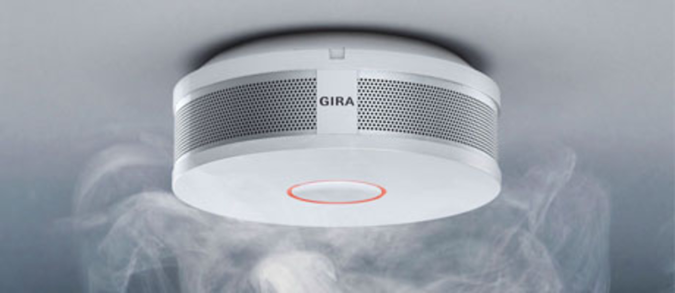 Gira Rauchwarnmelder bei Merz GmbH in Erlangen